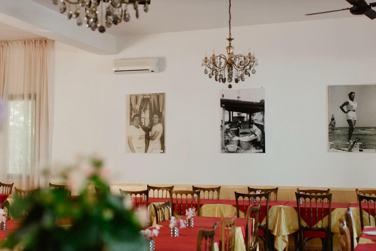 Hotel Lauretta Bellaria-Igea Marina Exterior foto